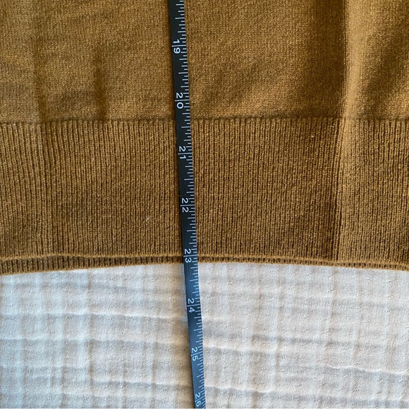 & Other Stories Camel Cashmere Turtleneck - Picture 5 of 5